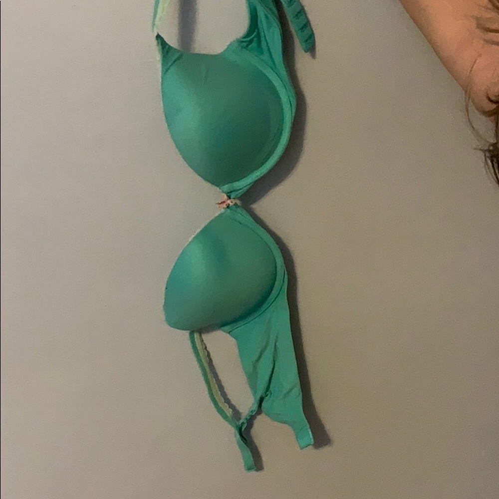 Victoria secret bra worn once